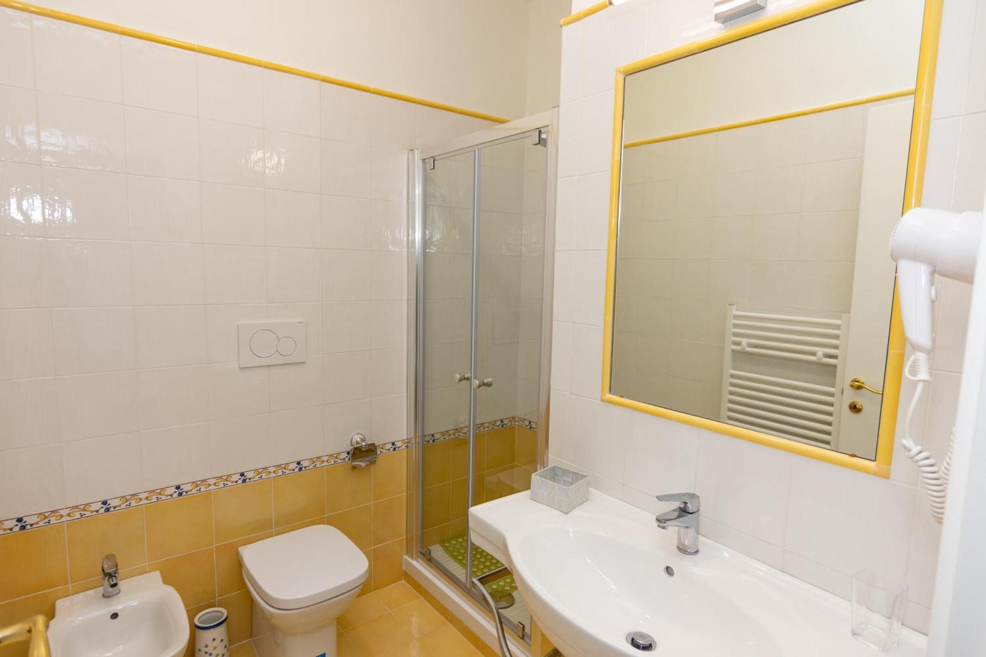 Ambra Sorrento Suites Short Rent Dış mekan fotoğraf