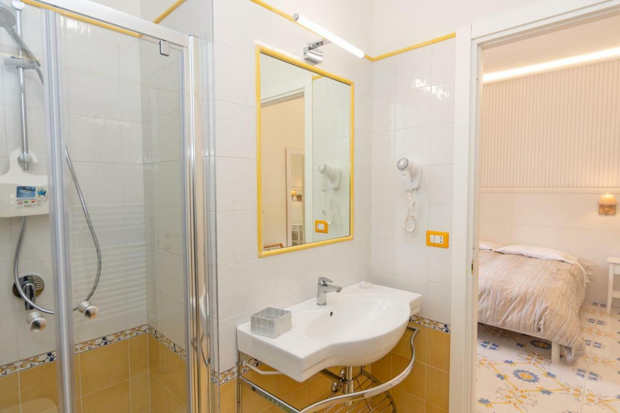 Ambra Sorrento Suites Short Rent Dış mekan fotoğraf
